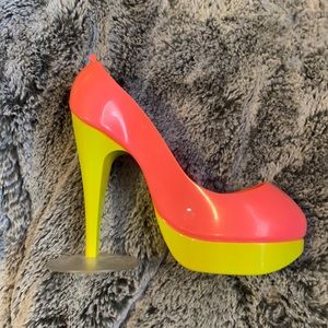 Hot pink and neon yellow high heel tape dispenser